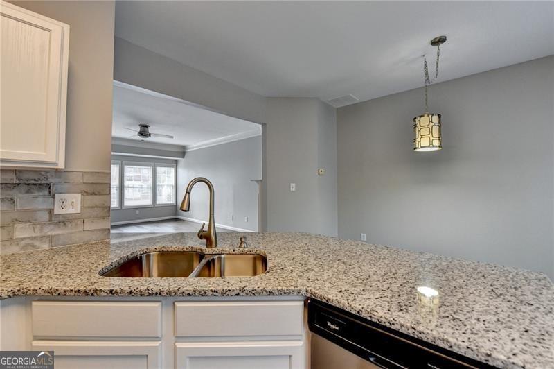 5987 Turfway Park Court Property Photo 15