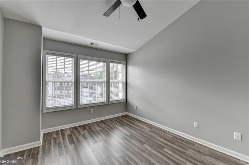 5987 Turfway Park Court Property Photo 38