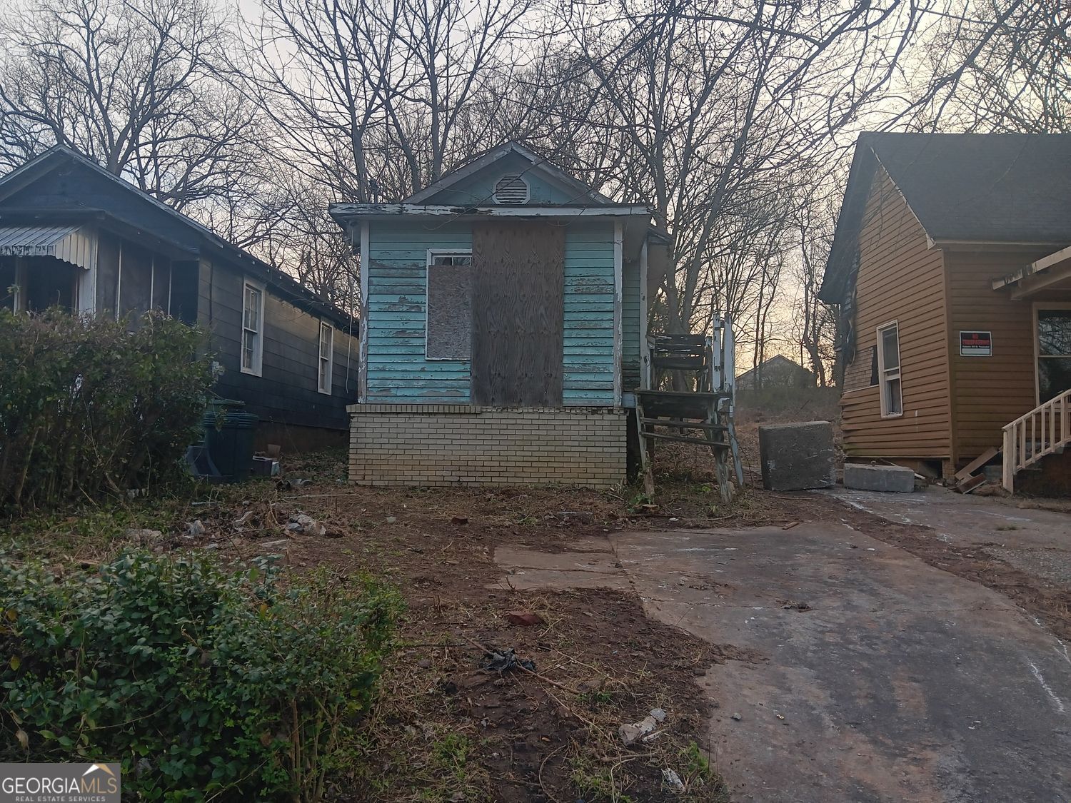 1122 West Avenue Sw Property Photo 2