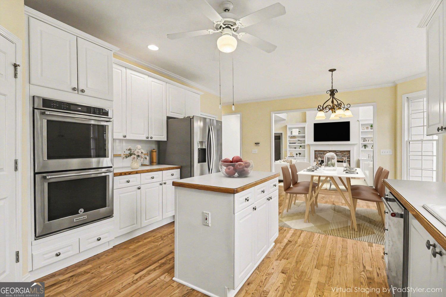 6895 Buckingham Circle Property Photo 8