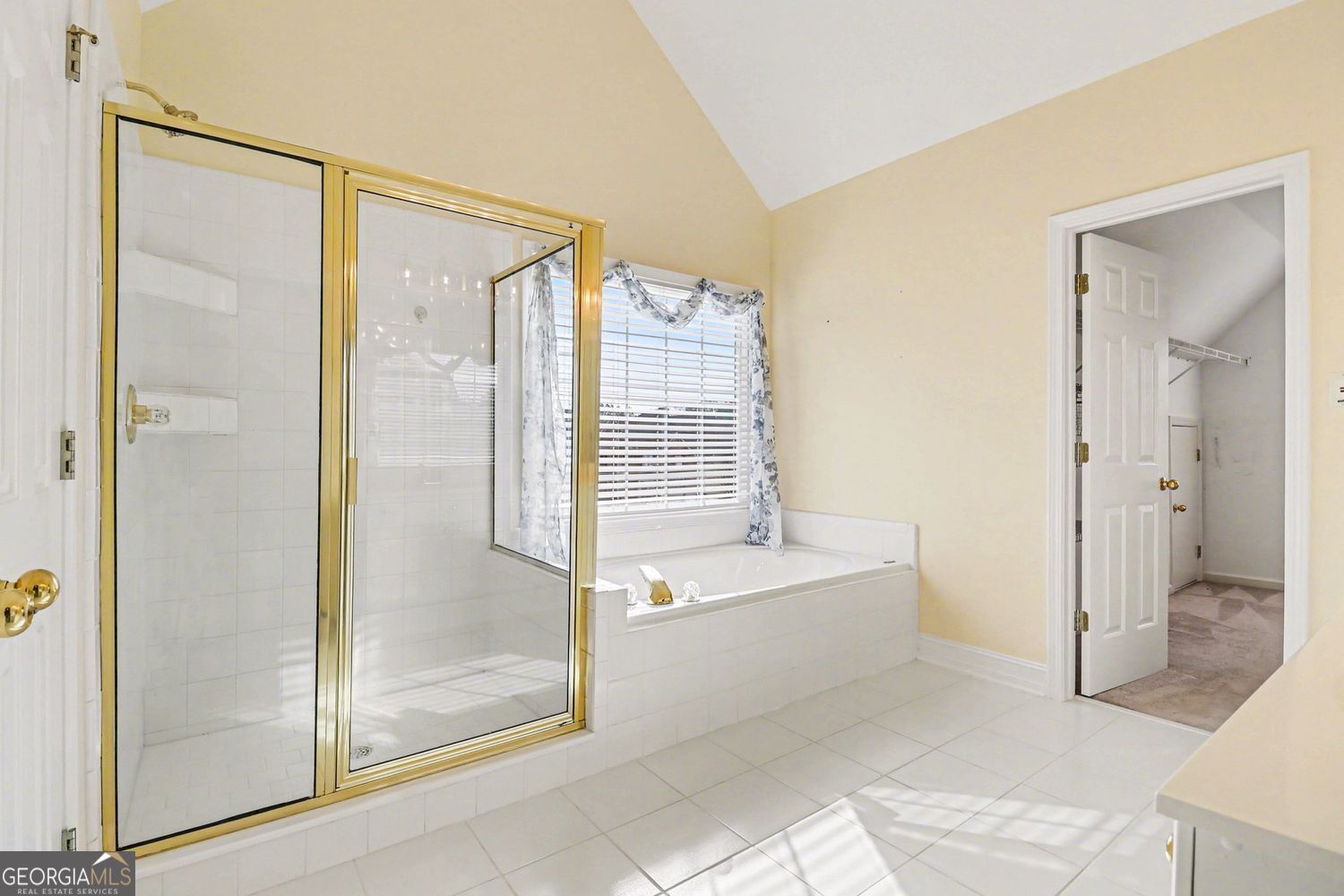 6895 Buckingham Circle Property Photo 27