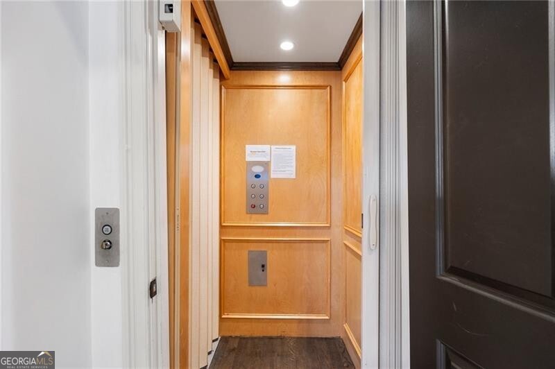 631 Boulevard Ne Property Photo 23