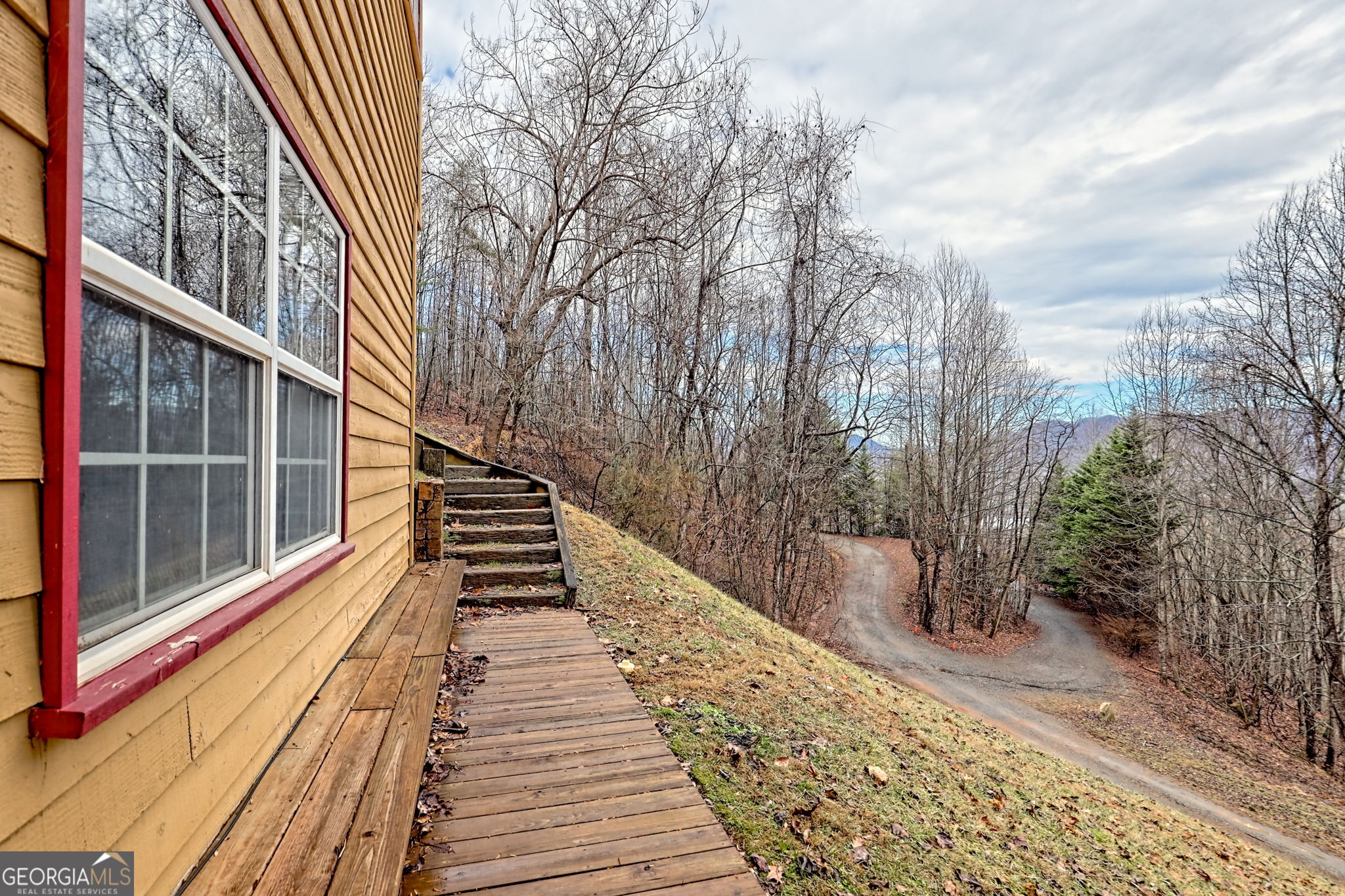 162 Eagles View Valley Property Photo 10