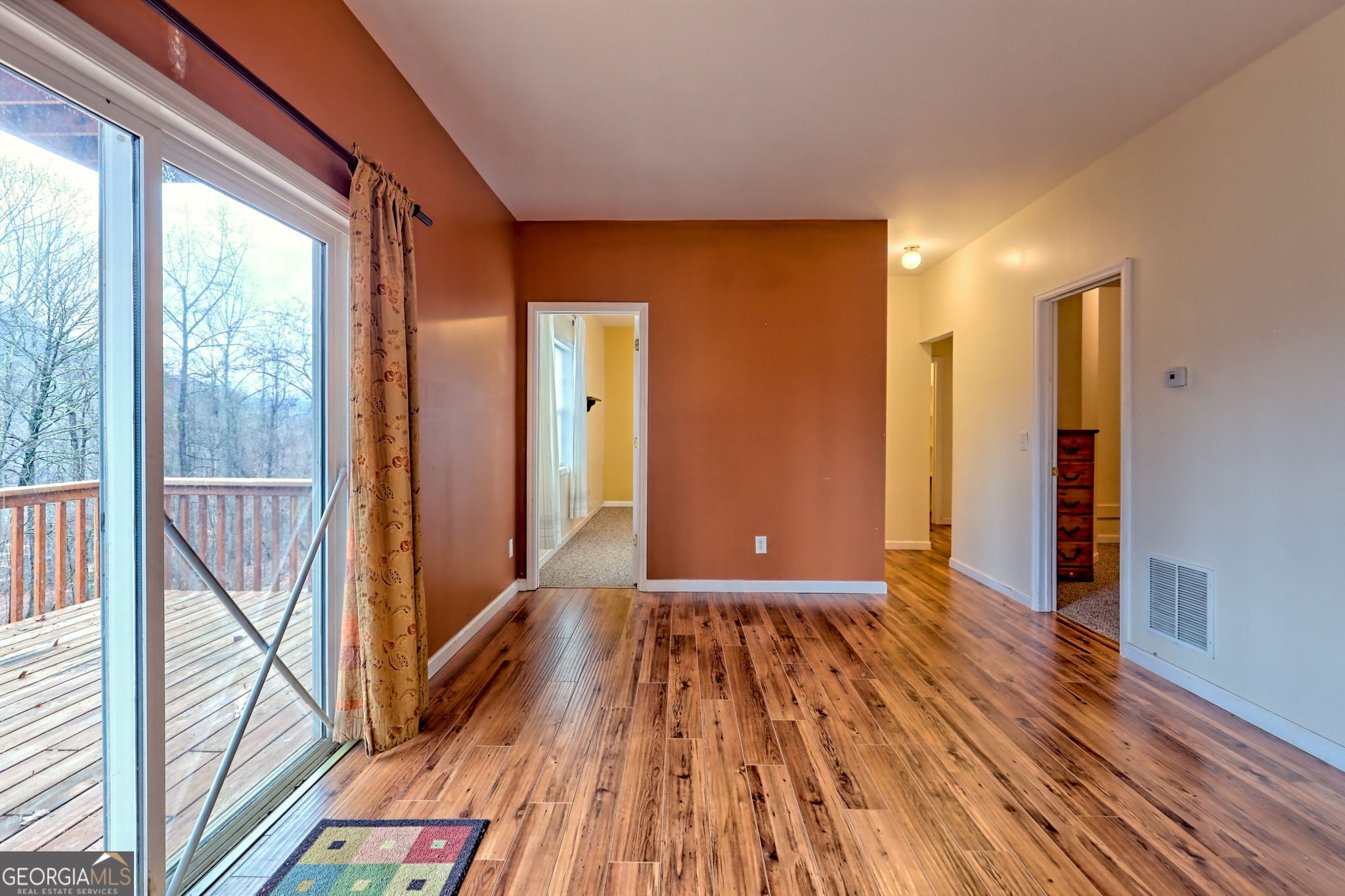 162 Eagles View Valley Property Photo 24