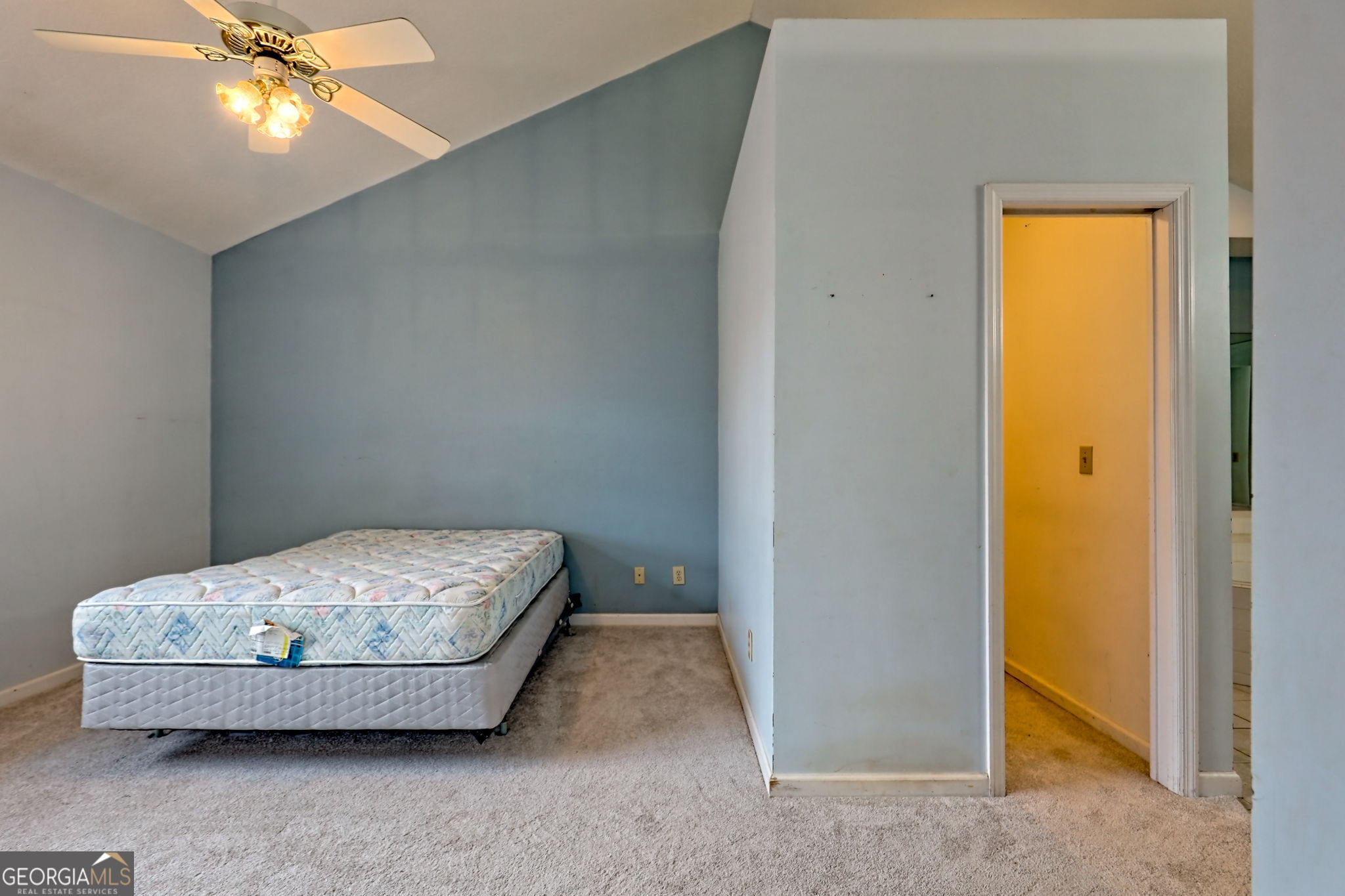 162 Eagles View Valley Property Photo 40