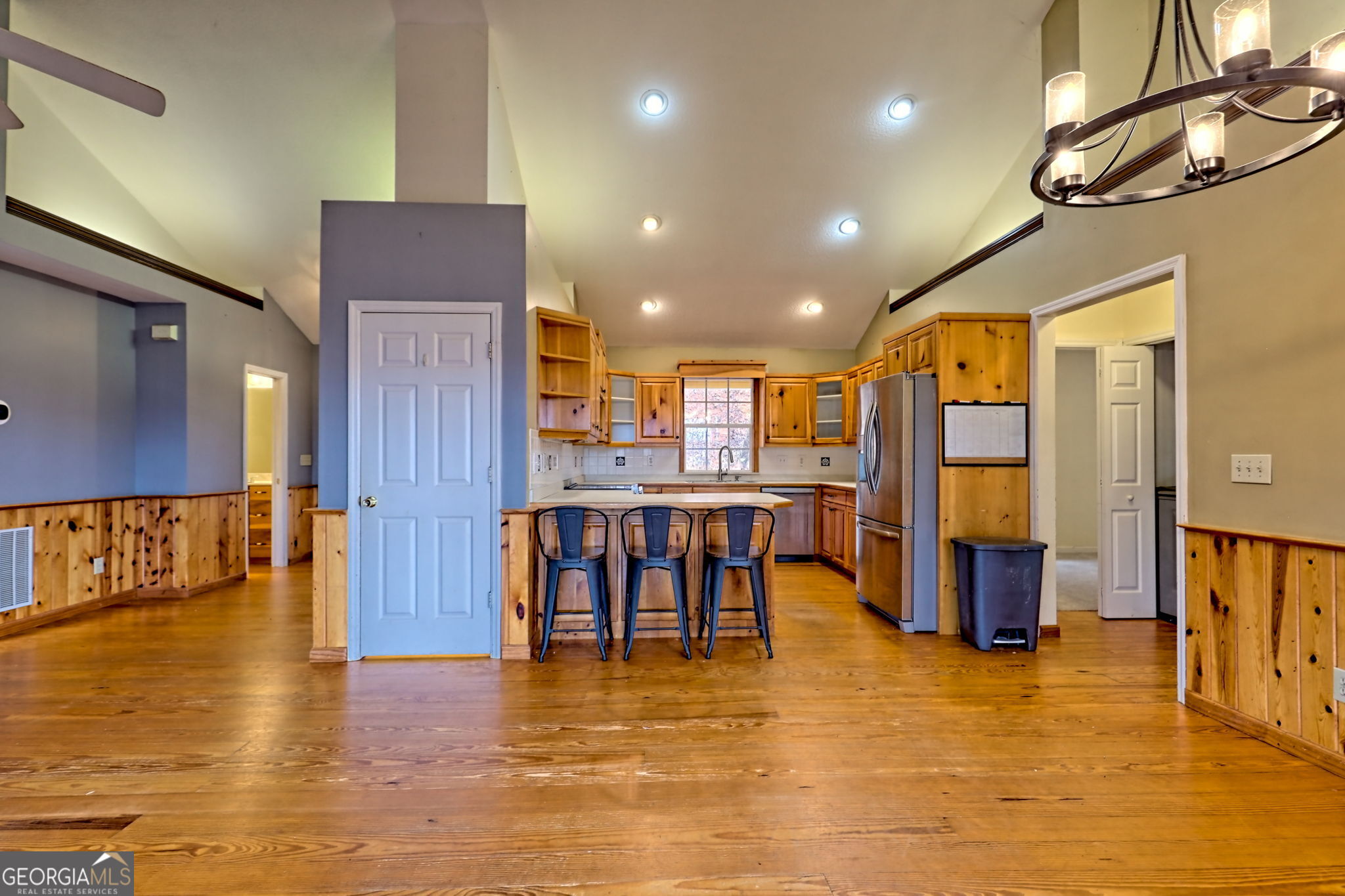 162 Eagles View Valley Property Photo 42
