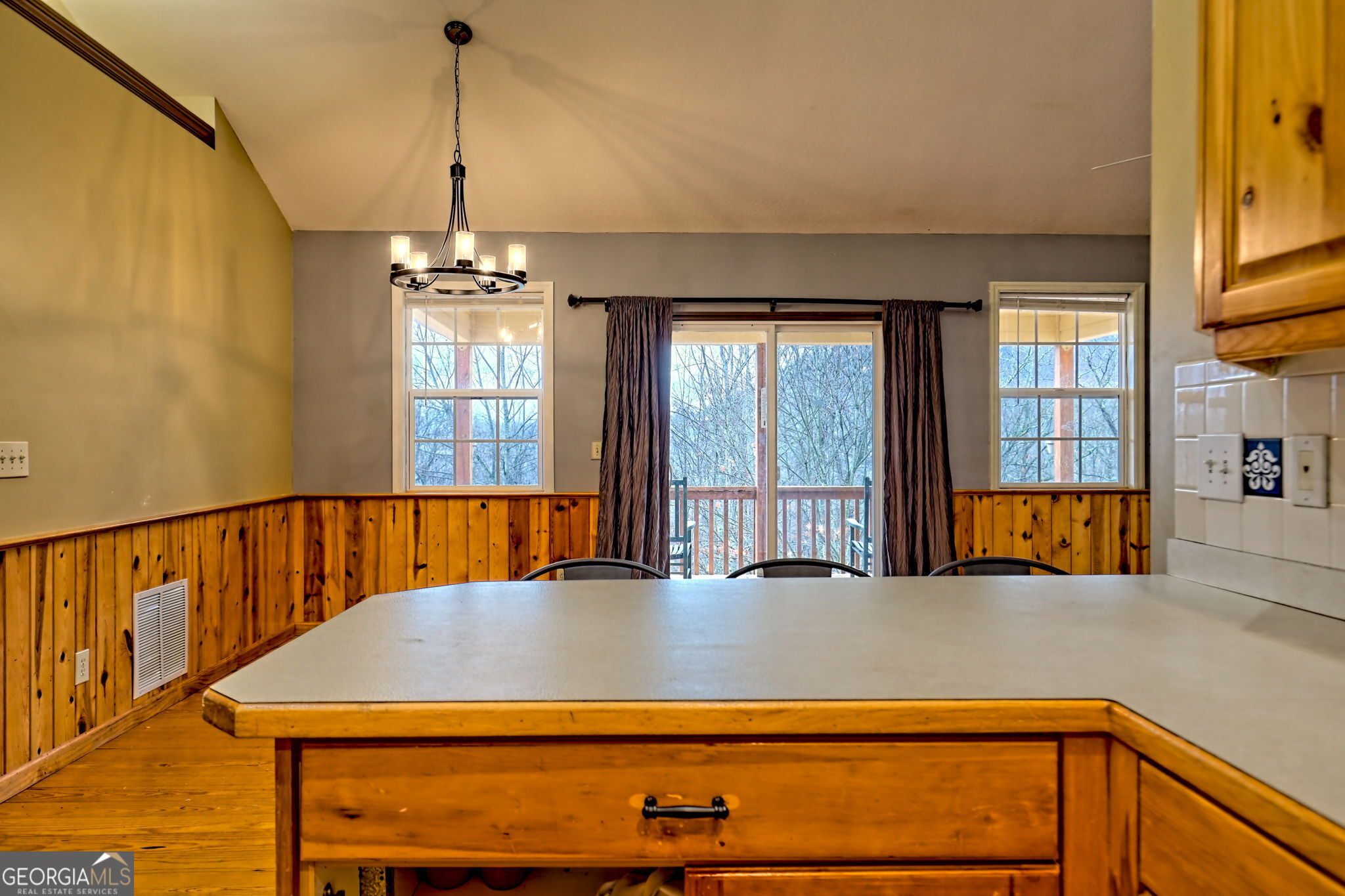 162 Eagles View Valley Property Photo 61