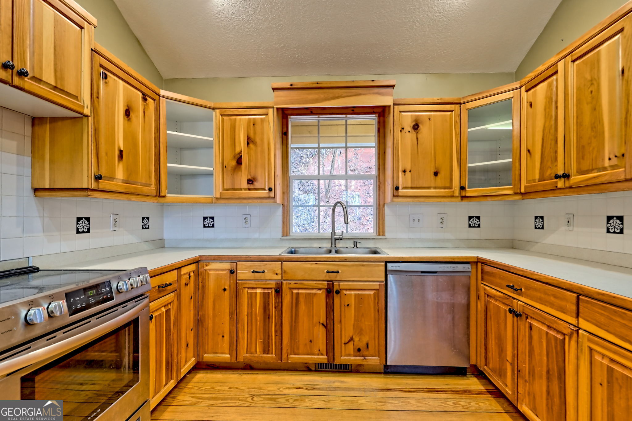 162 Eagles View Valley Property Photo 64