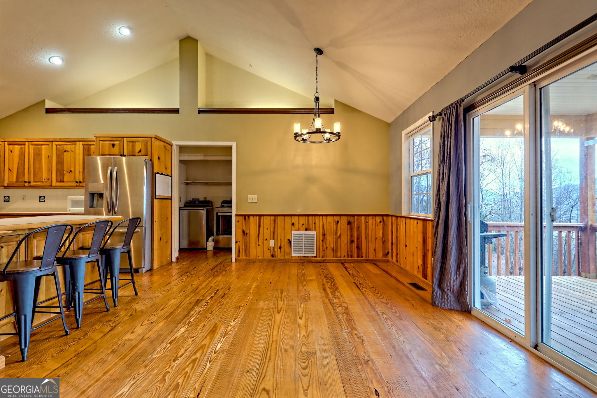 162 Eagles View Valley Property Photo 69