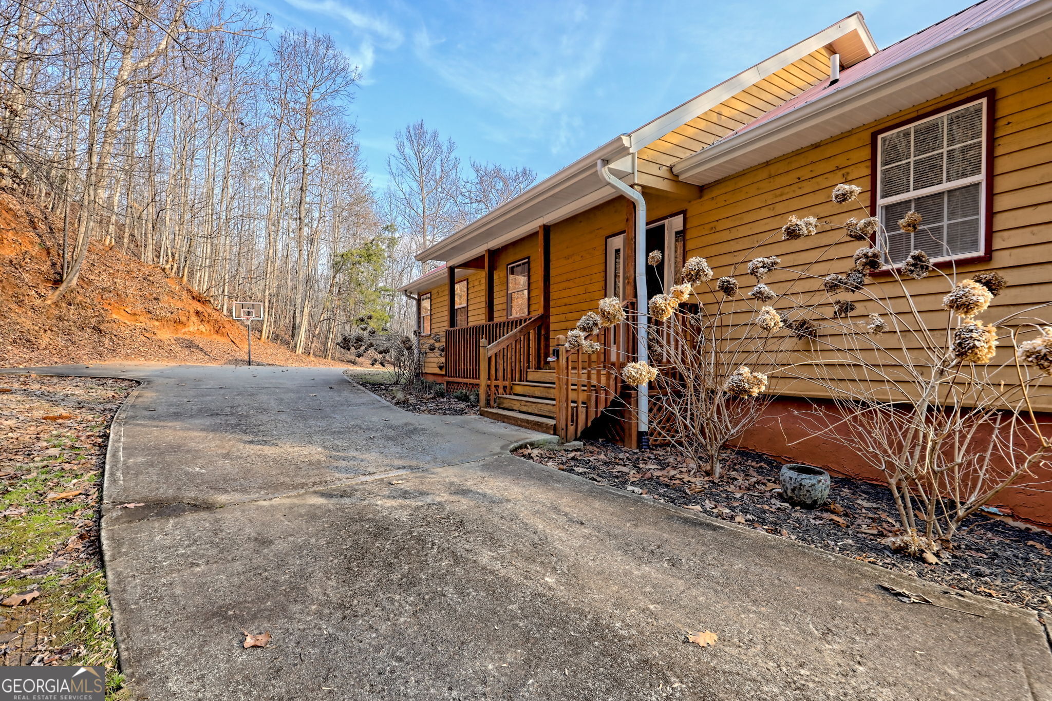 162 Eagles View Valley Property Photo 78