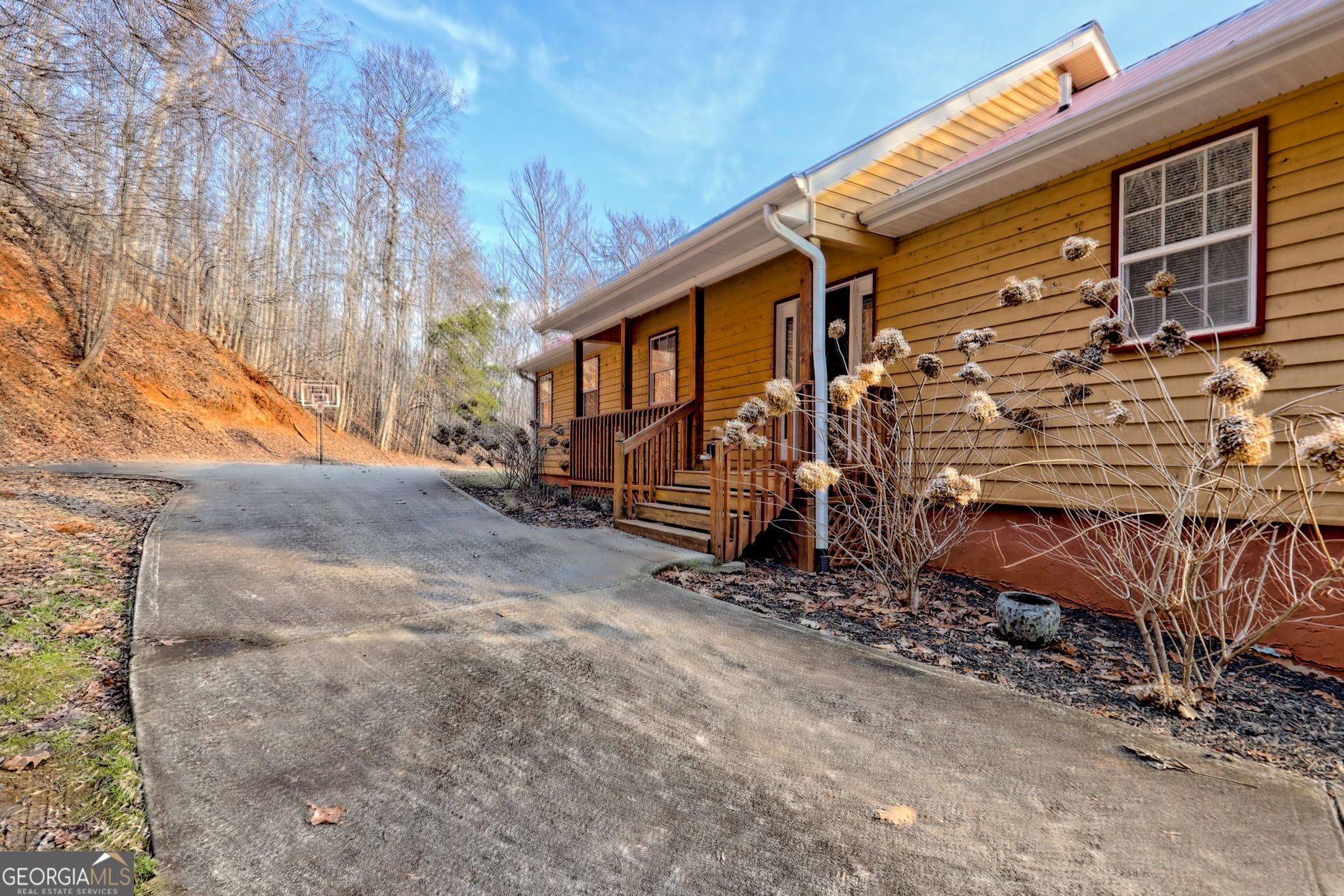 162 Eagles View Valley Property Photo 79