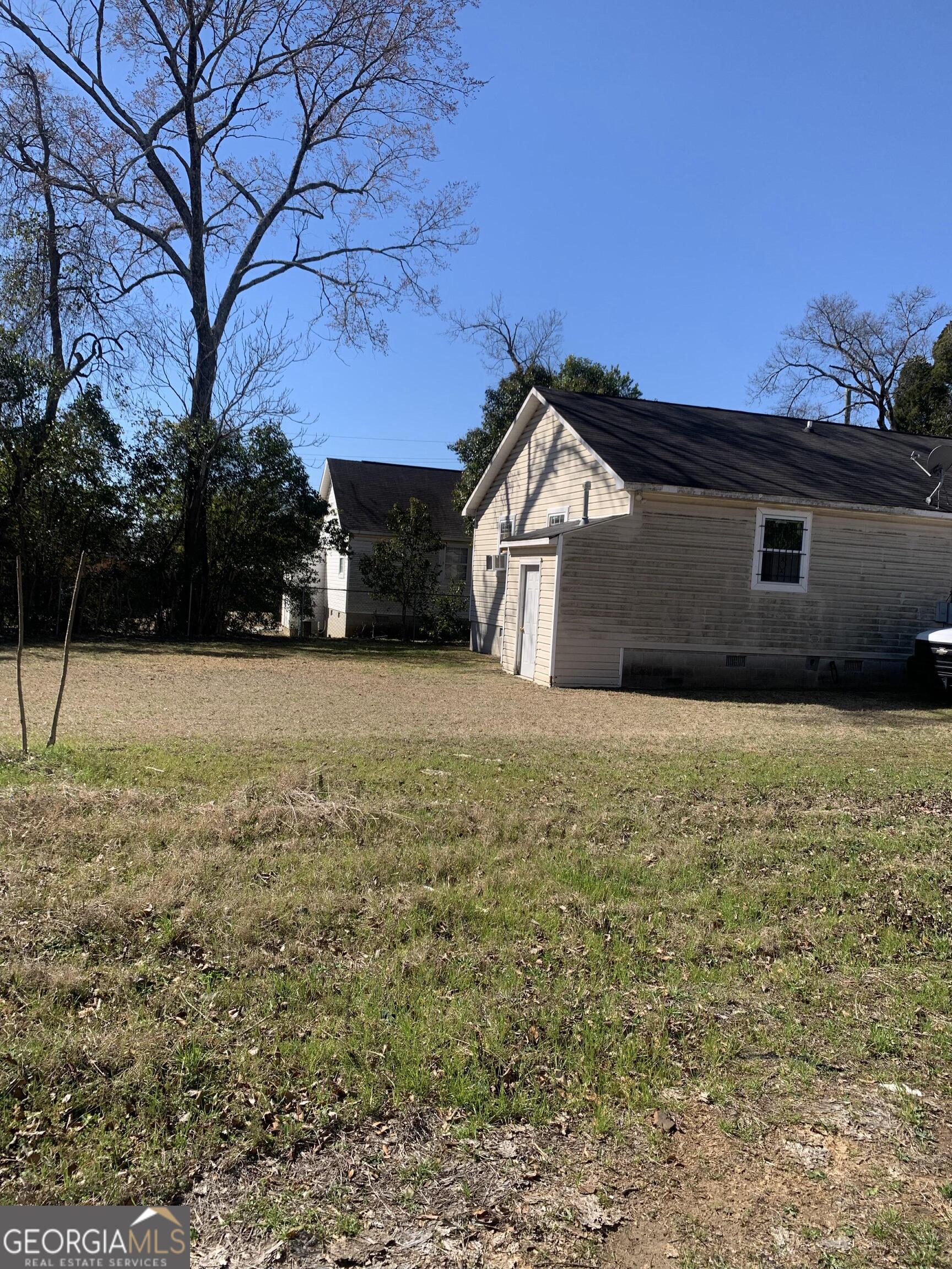 2230 Houston Avenue Property Photo 2