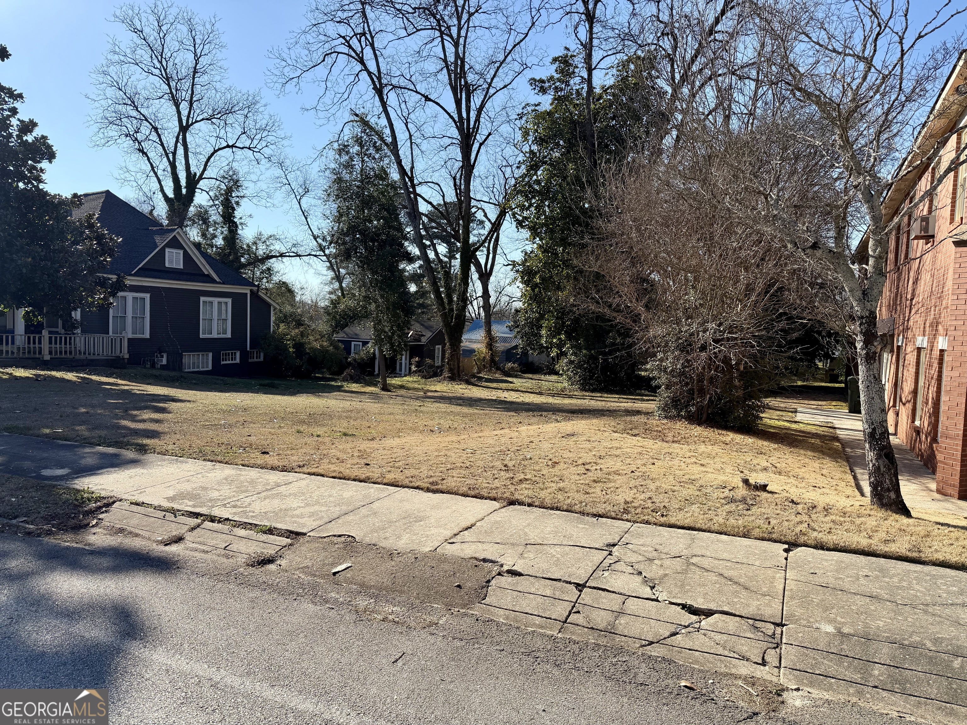 164 S Mcintosh Street Property Photo 1