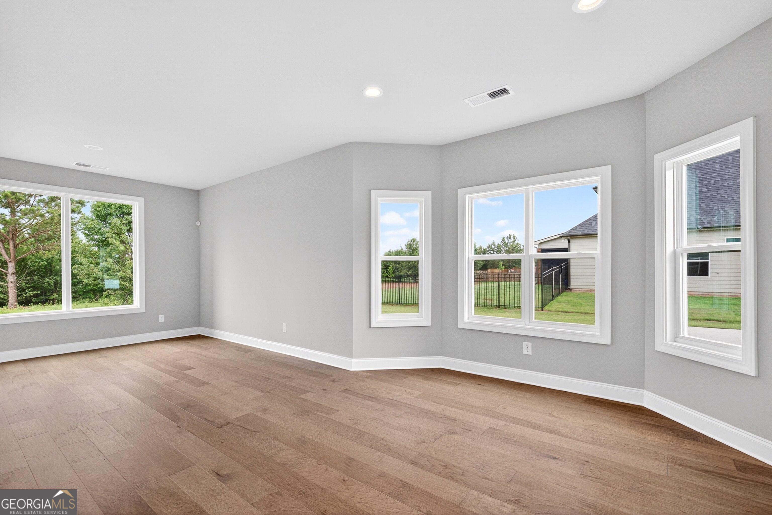 296 Grove Park Lot 17 Property Photo 6