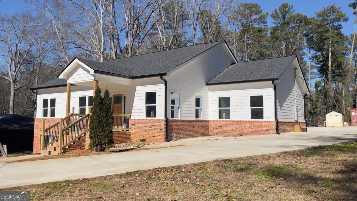 2515 Hogan Road Property Photo 1