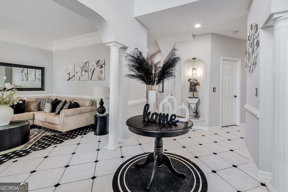 100 Cypress Drive Property Photo 4
