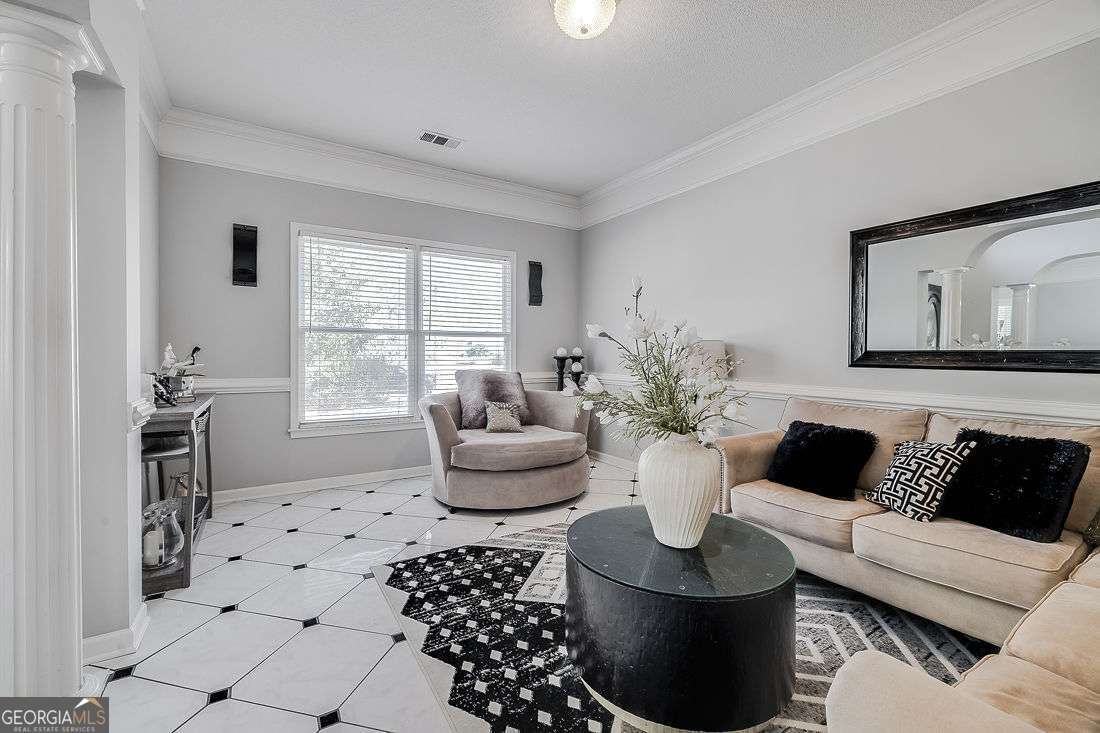 100 Cypress Drive Property Photo 8