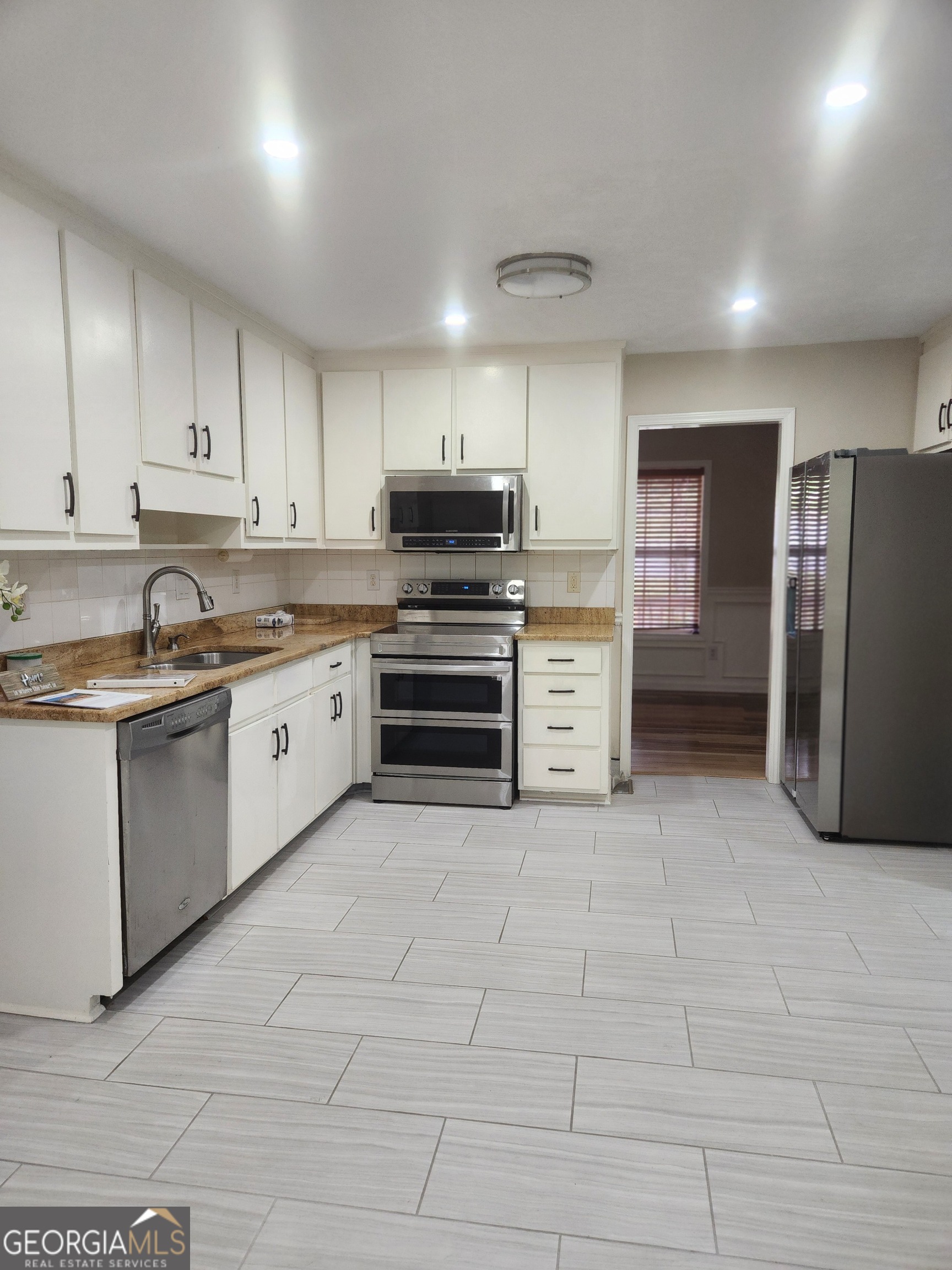 2436 Green Hollow Court Property Photo 20