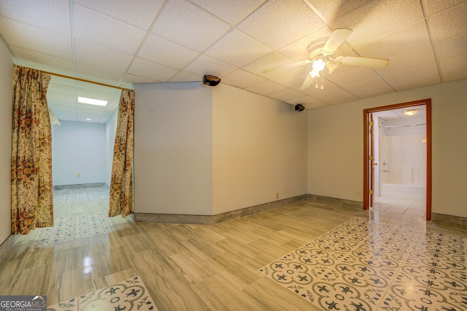 2436 Green Hollow Court Property Photo 42