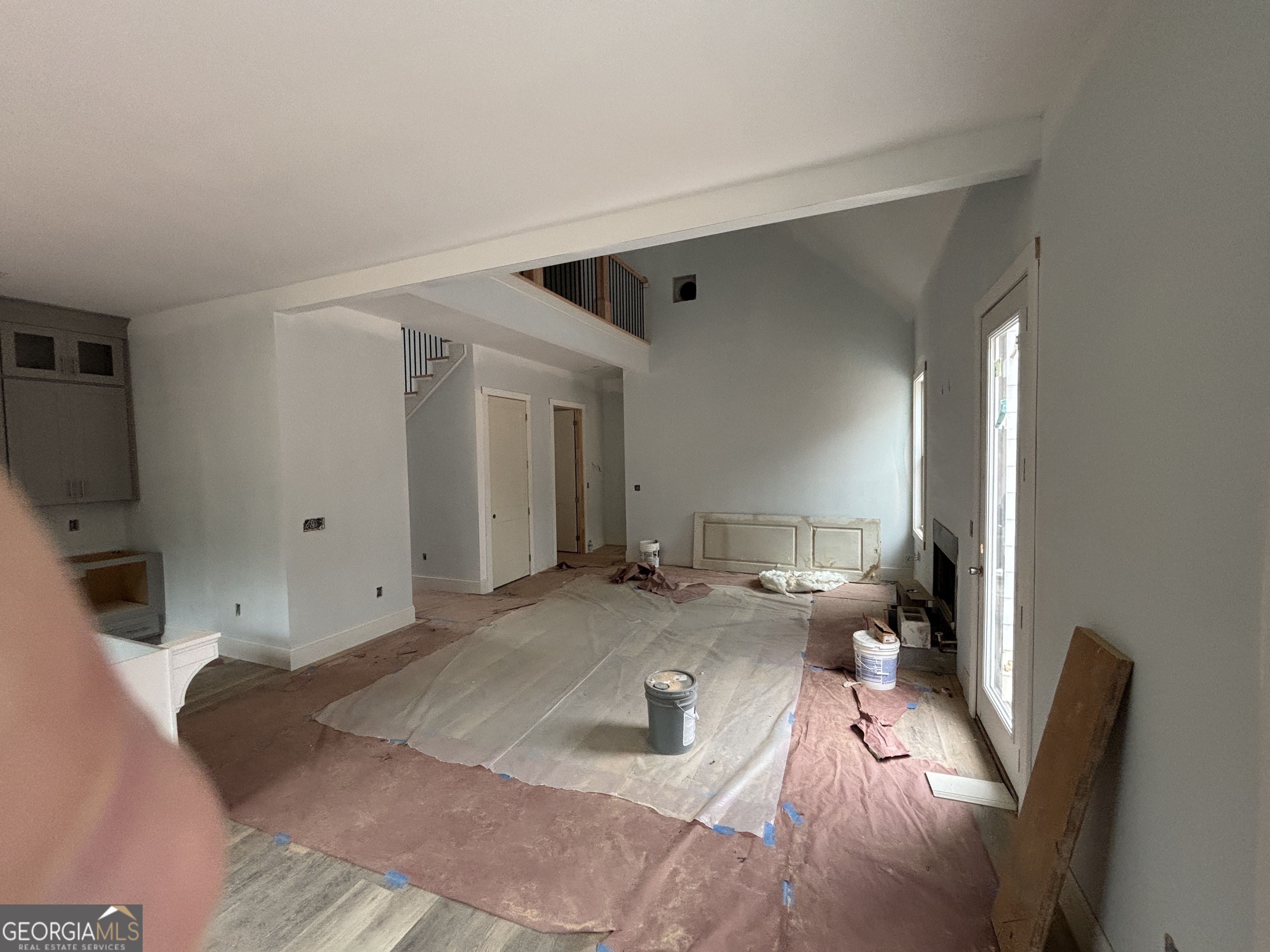 5585 Yorkshire Court Property Photo 5