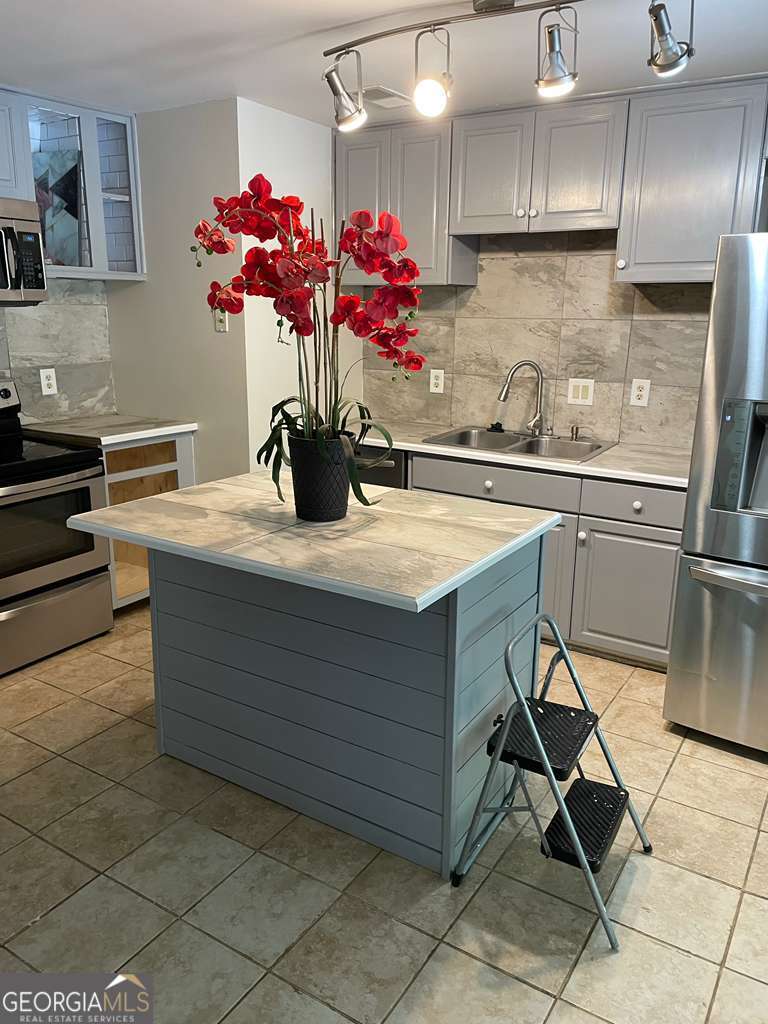 885 Patterns Drive Sw Property Photo 2