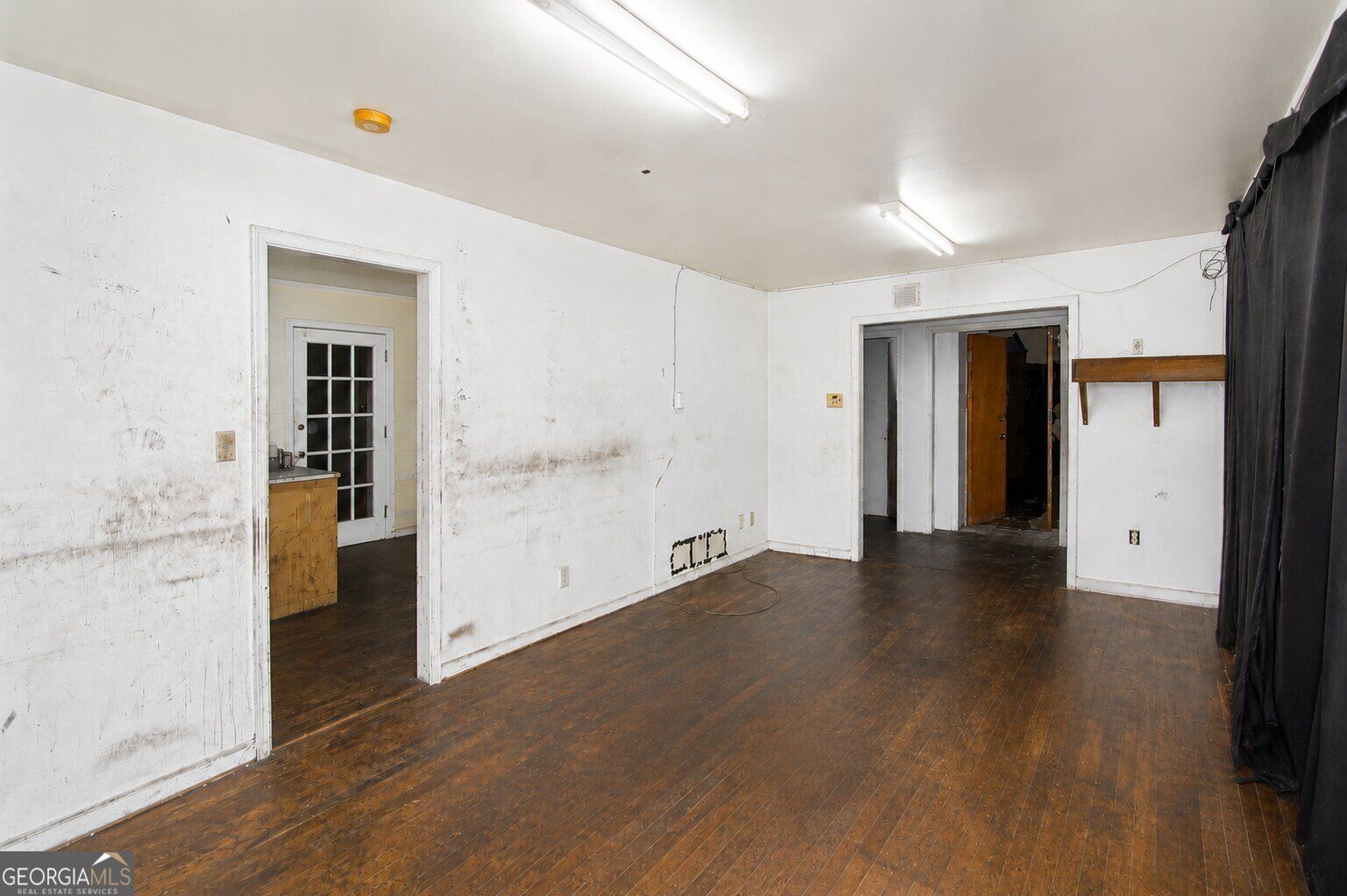 5195 Austell Road Property Photo 36