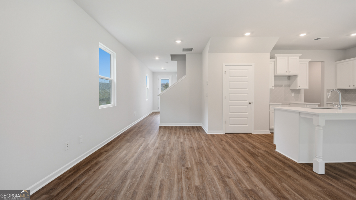 1138 Earlywood Way Property Photo 13