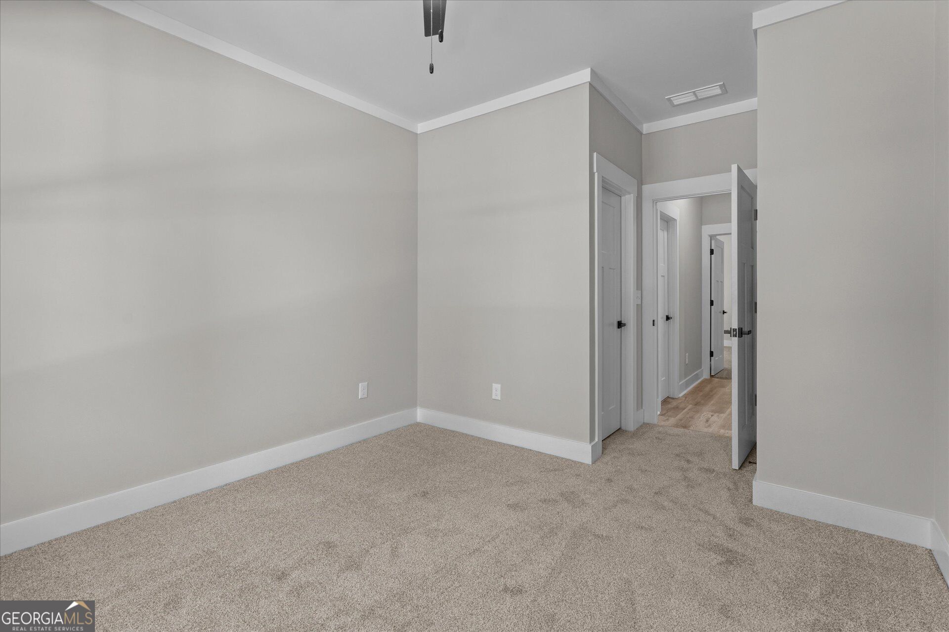 10041 Lakeview Parkway Property Photo 27