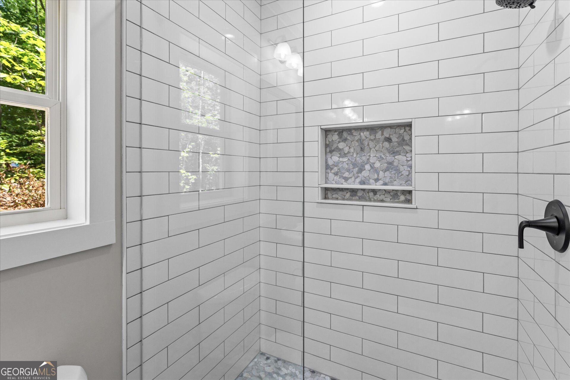 10041 Lakeview Parkway Property Photo 29