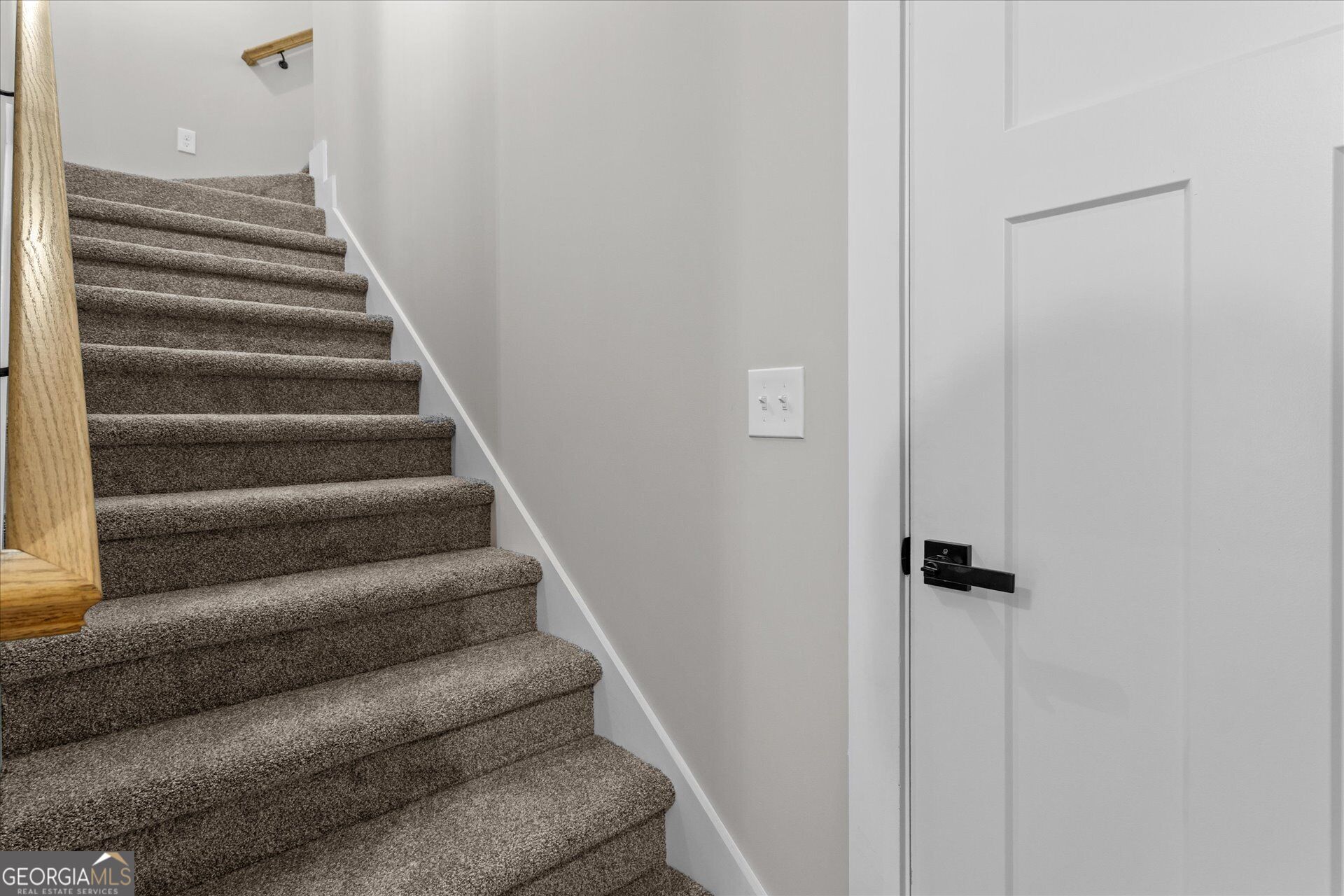 10041 Lakeview Parkway Property Photo 34