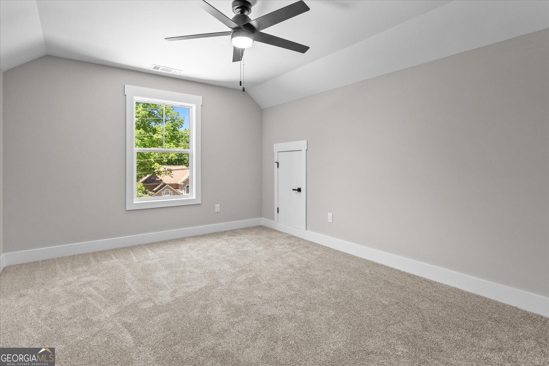 10041 Lakeview Parkway Property Photo 35
