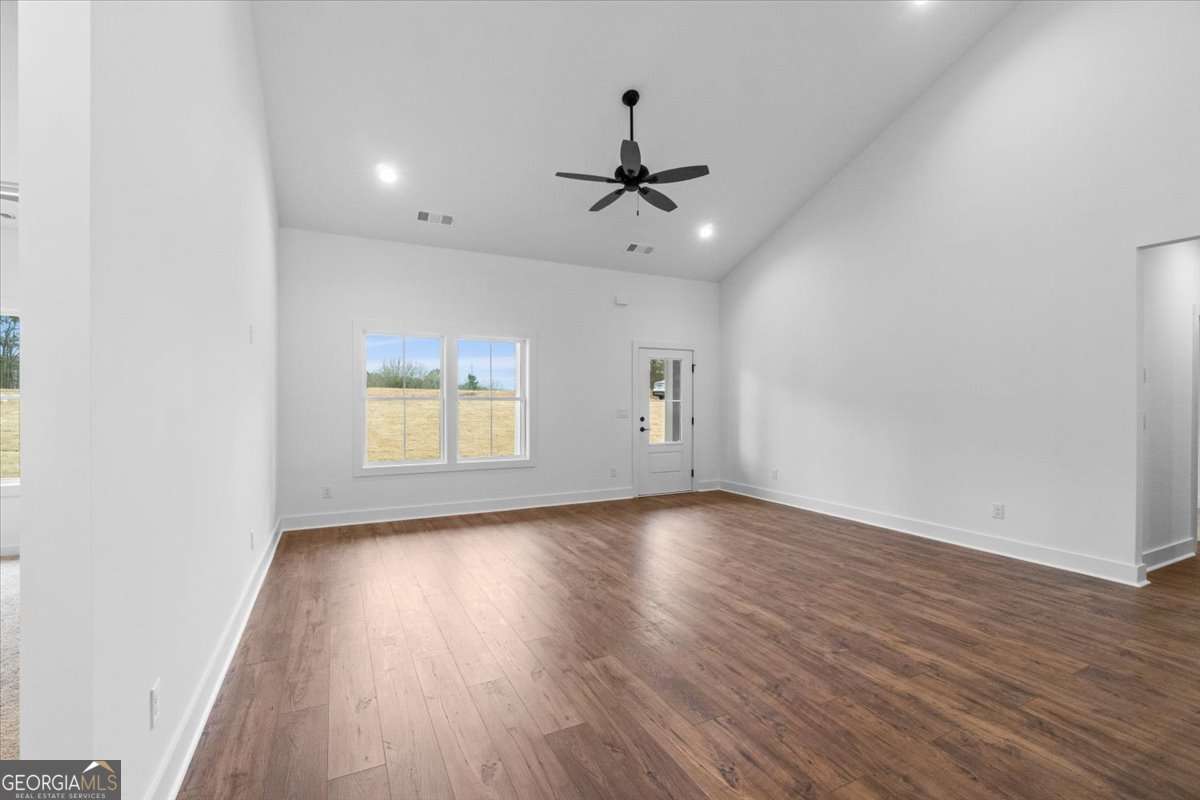 114 Henson Drive Property Photo 8