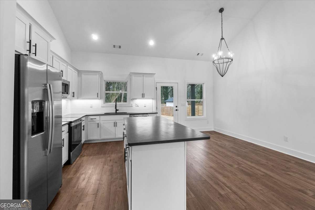 114 Henson Drive Property Photo 11