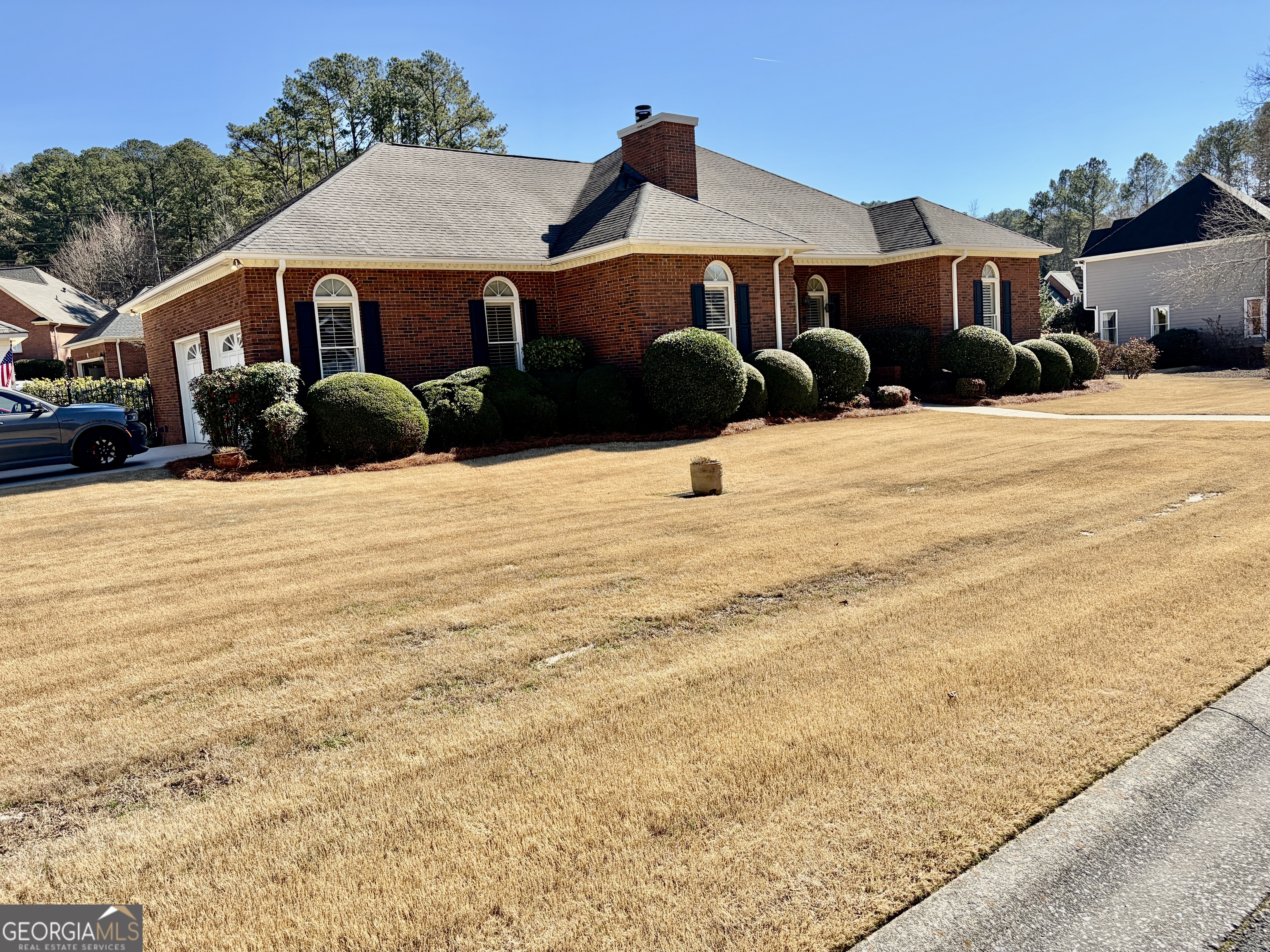 14 Saddlebrook Drive Se Property Photo 2