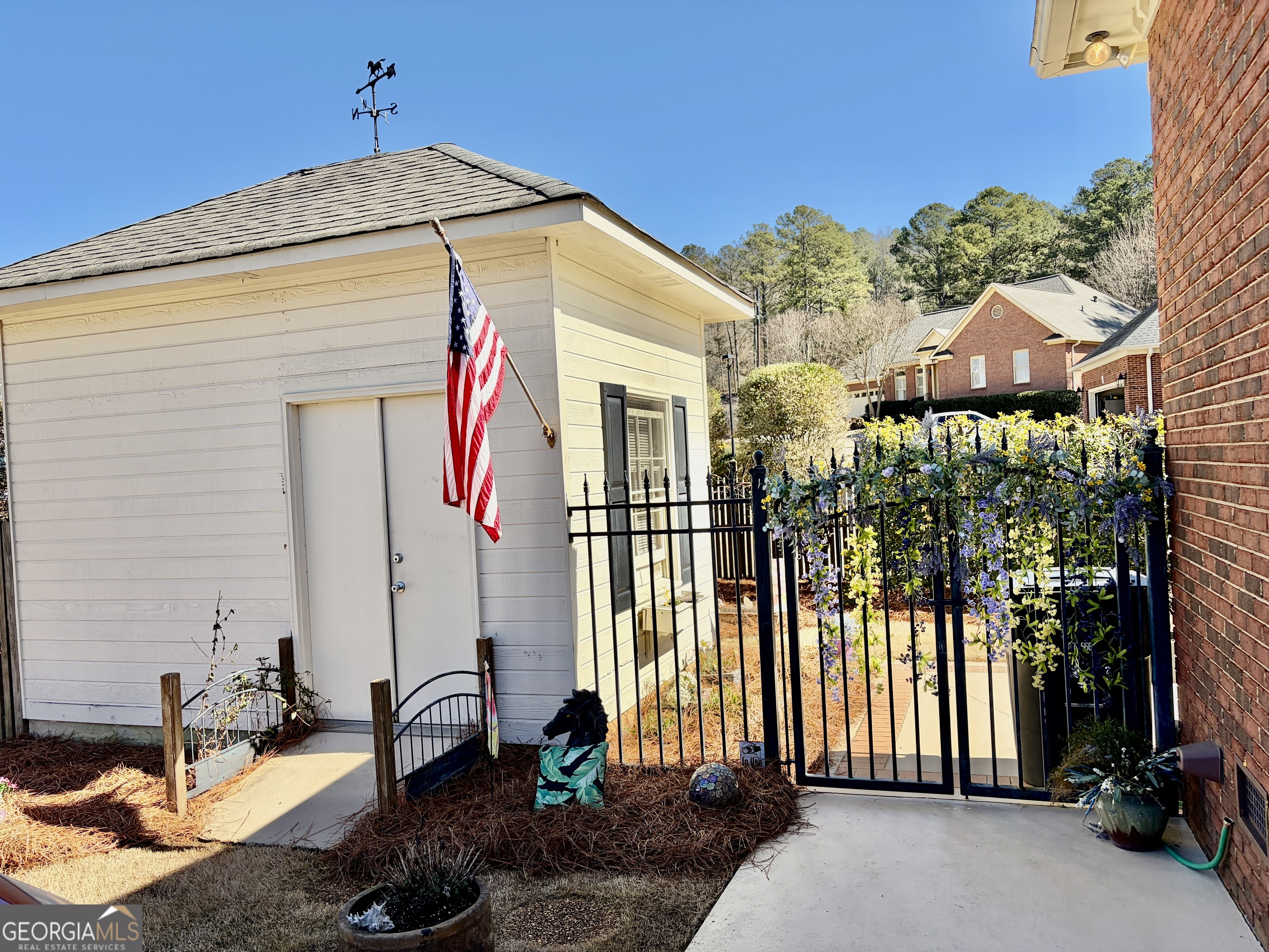 14 Saddlebrook Drive Se Property Photo 3
