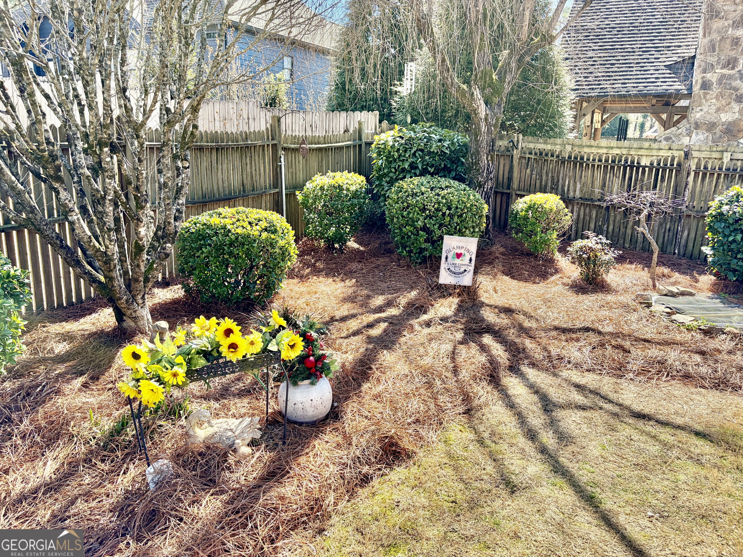 14 Saddlebrook Drive Se Property Photo 6