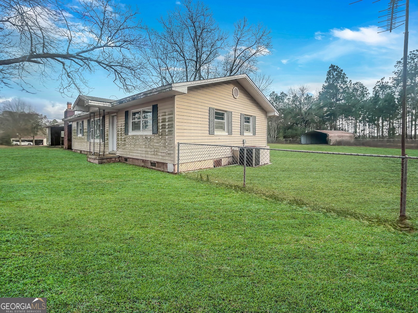 575 Mccarty Road Property Photo 3