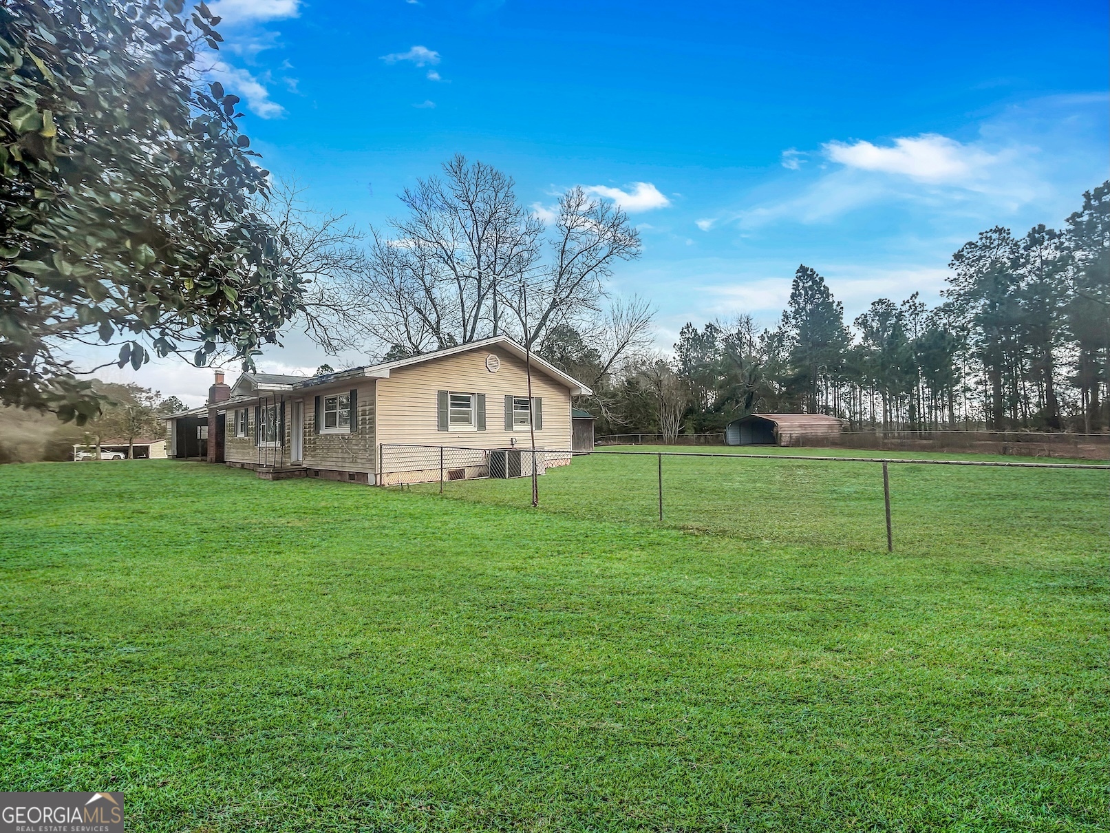 575 Mccarty Road Property Photo 4