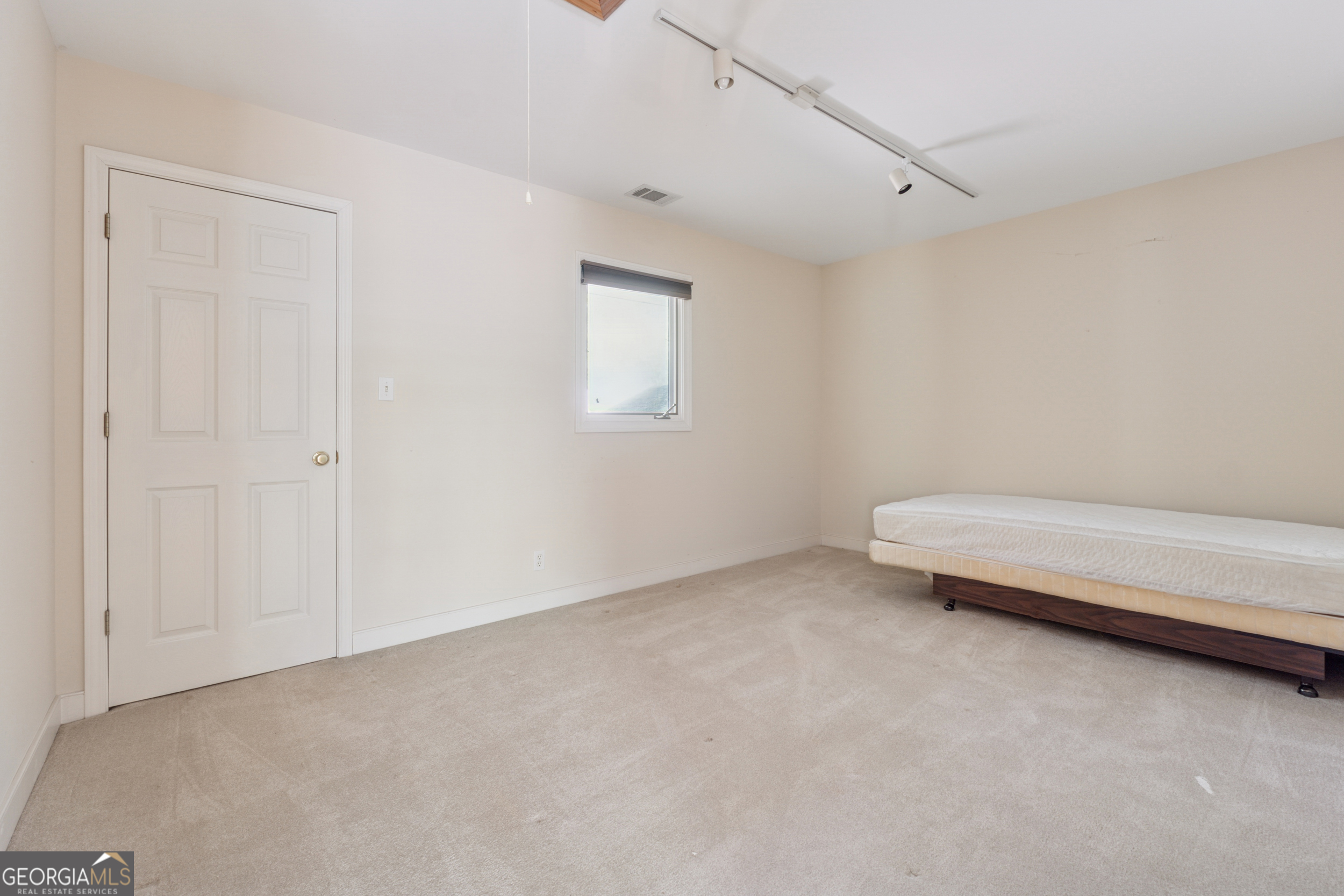 2057 Sugar Pike Road Property Photo 15