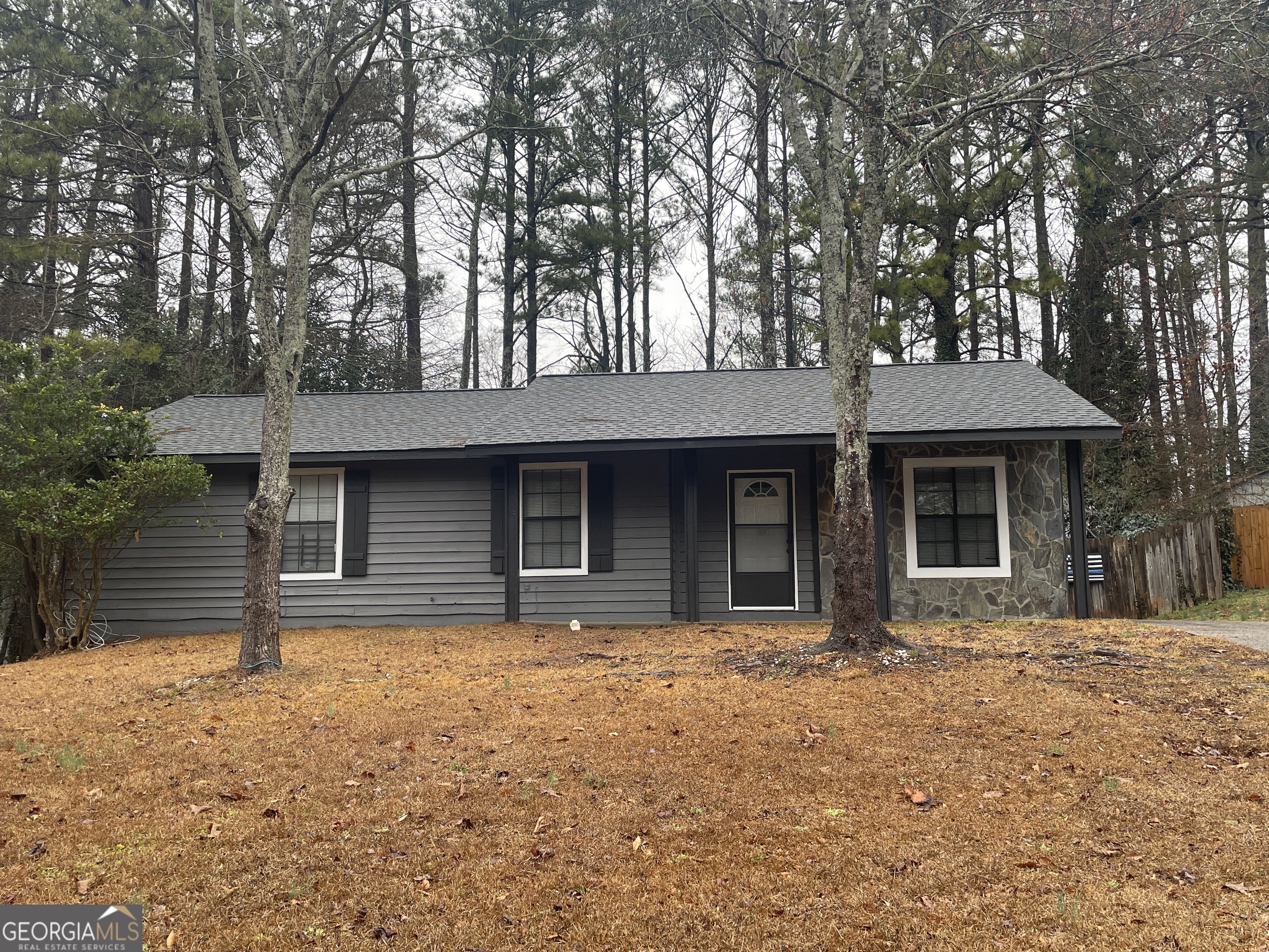 8475 Alden Drive Property Photo 1