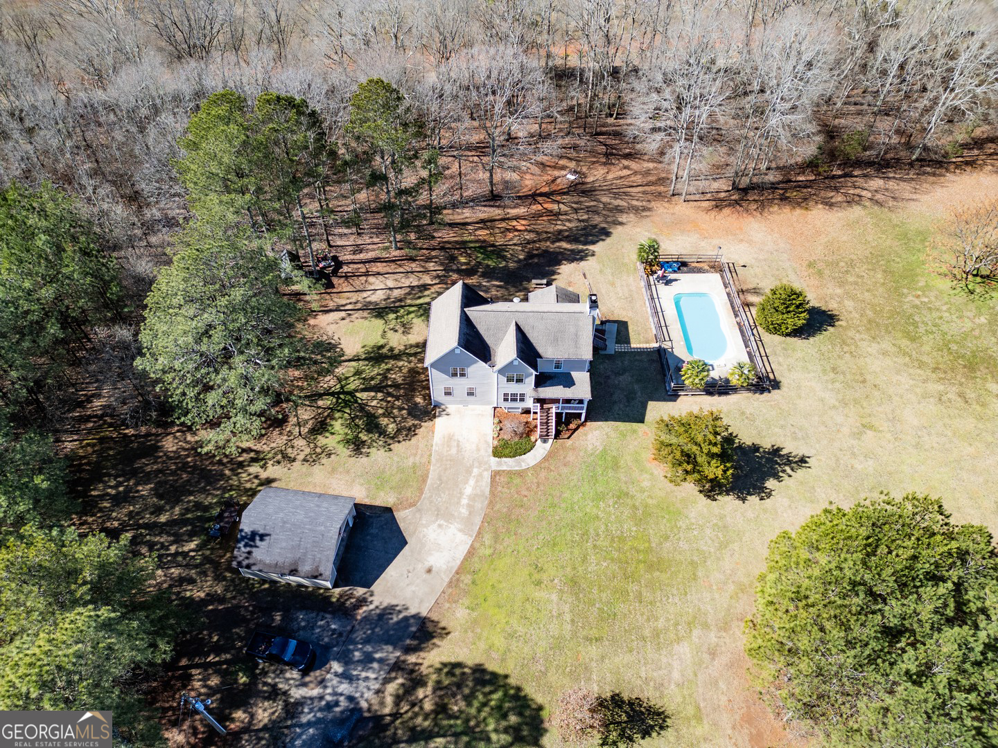 5649 Hightower Trail Se Property Photo 1