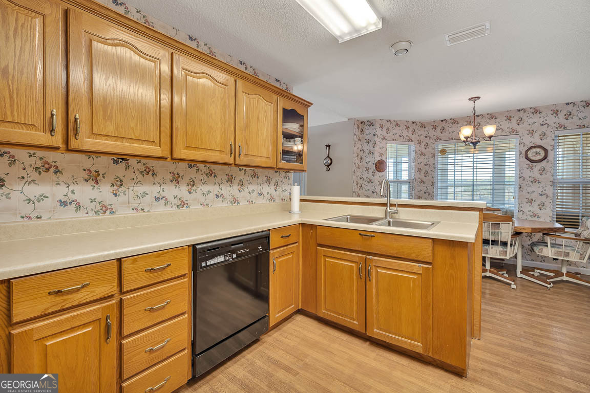 1056 Fiddler Trace Ne Property Photo 3