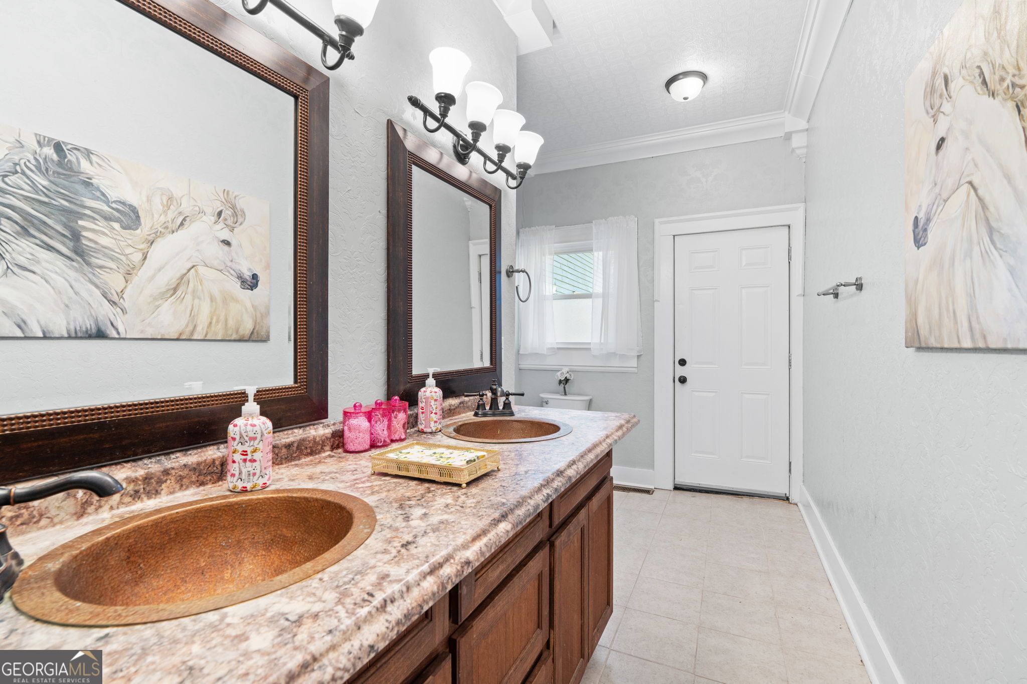 110 E Artesian Avenue Property Photo 34
