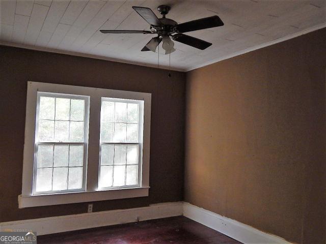 261 Green Street Property Photo 6
