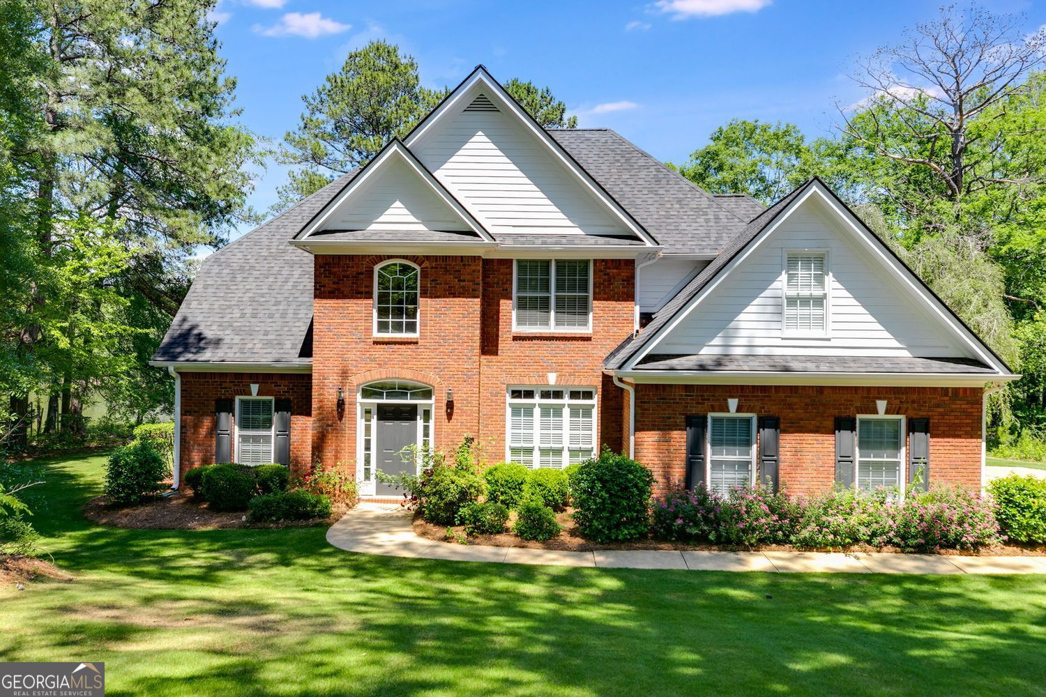 110 Pond View Point