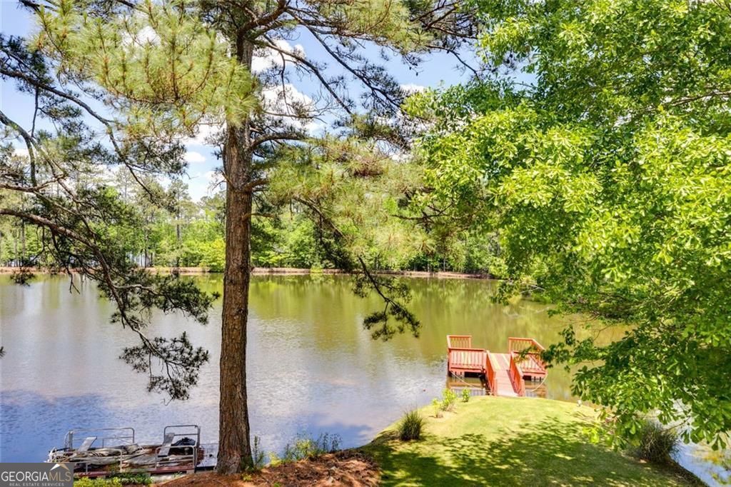 110 Pond View Point Property Photo 48