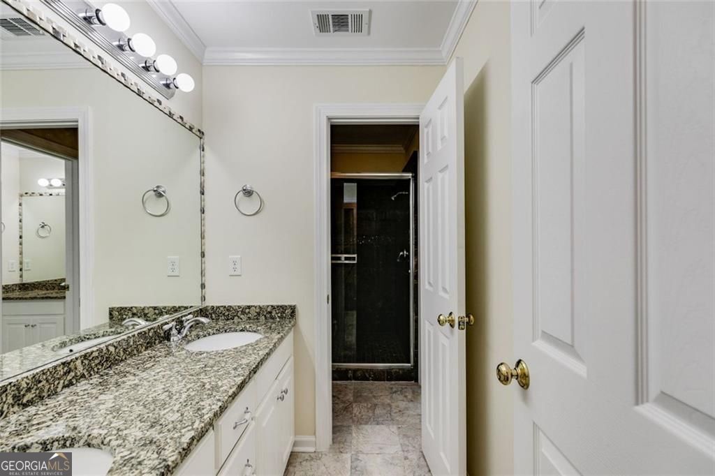 110 Pond View Point Property Photo 54