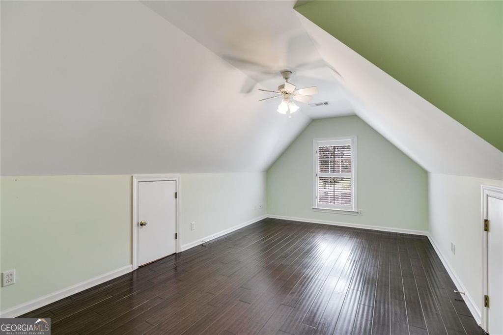 110 Pond View Point Property Photo 57
