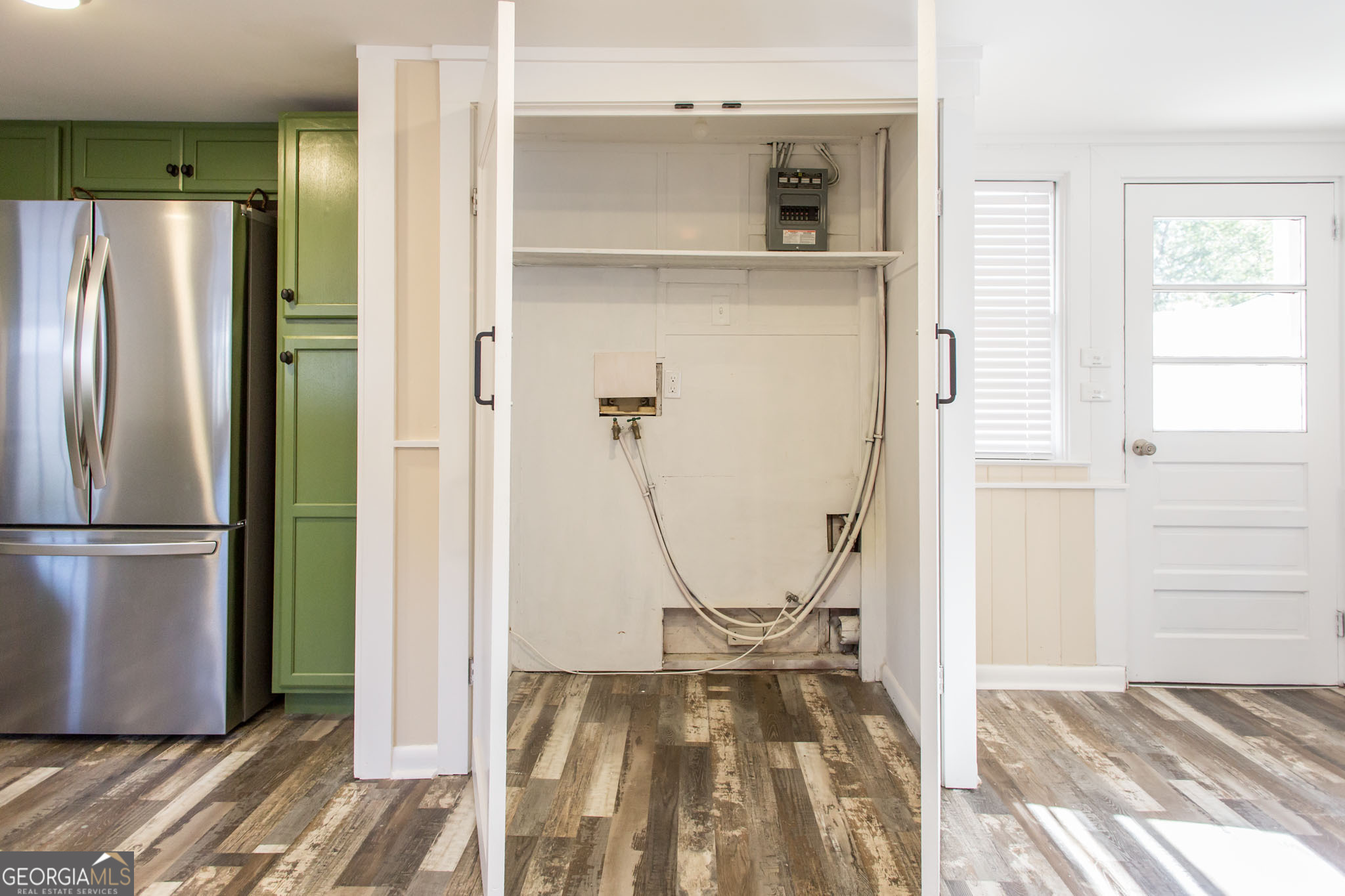 1004 Hill Street Property Photo 12