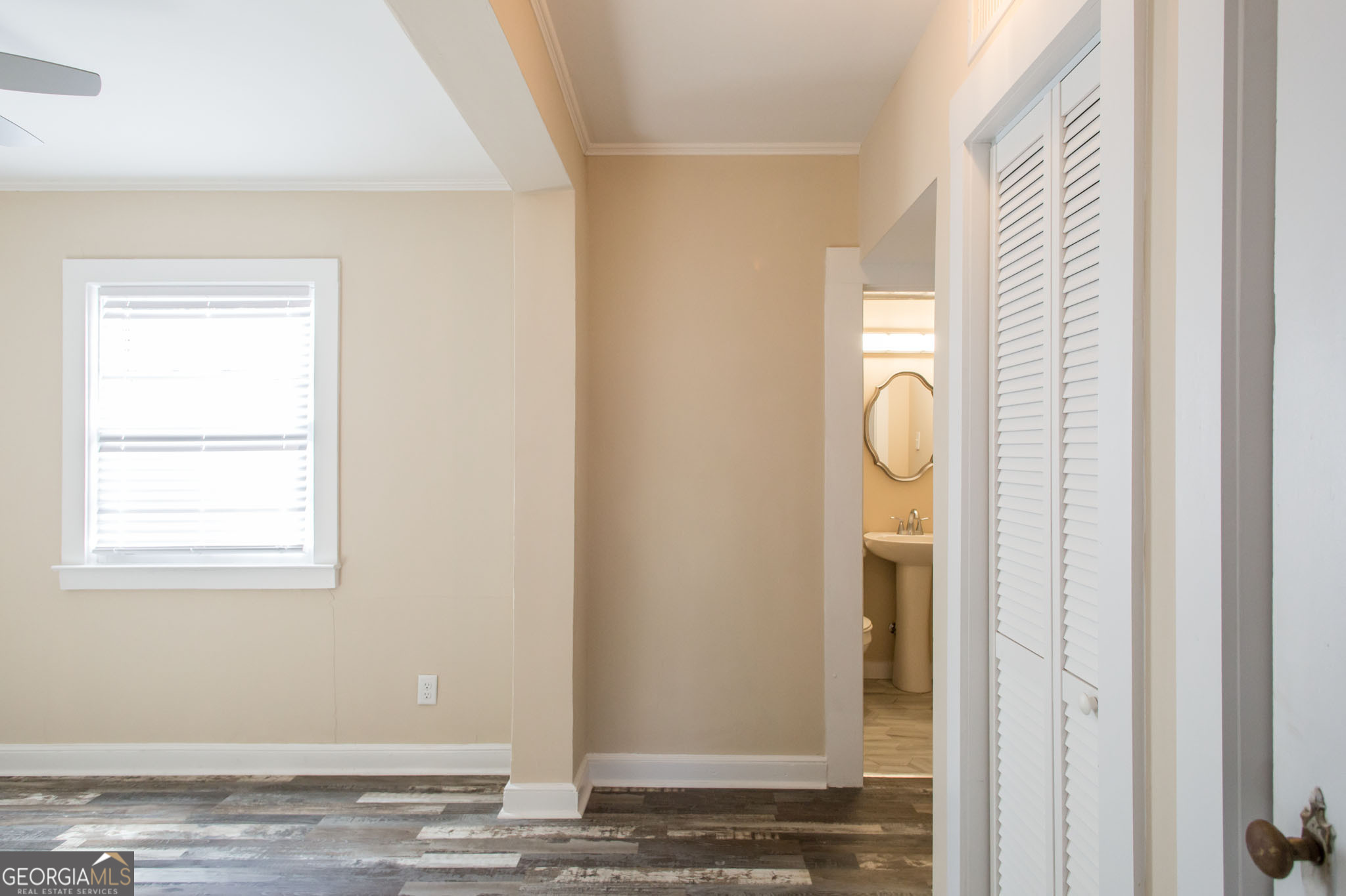 1004 Hill Street Property Photo 17